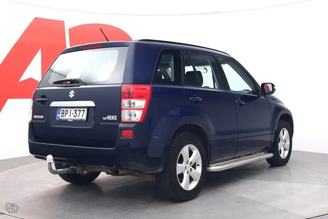 Suzuki Grand Vitara 2,4 VVT 4WD 5D 5MT - / SUOMIAUTO / LOHKO+SISÄPISTOKE / VAKIONOPEUDENSÄÄDIN / NELIVETO Image 5