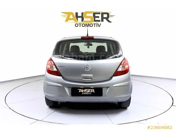 Opel Corsa 1.4 Twinport Enjoy Image 2